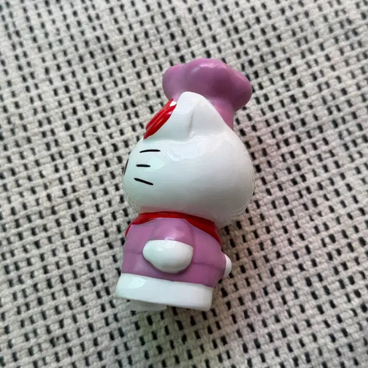 [BUNJANG] Vintage Hello Kitty Chef Pepper Shaker Figure / 고전 헬로키티 요리사 후추통 피규어 도자기