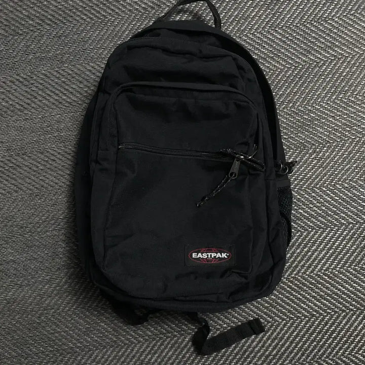 [BUNJANG] Eastpak Original Backpack Black 90s / 90s 이스트팩 오리지날 백팩 블랙 y 5549