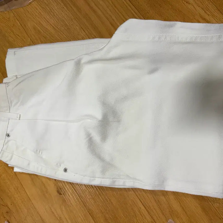 [BUNJANG] 108Pound Pleated Jeans White / 108파운드 Pleated Jean