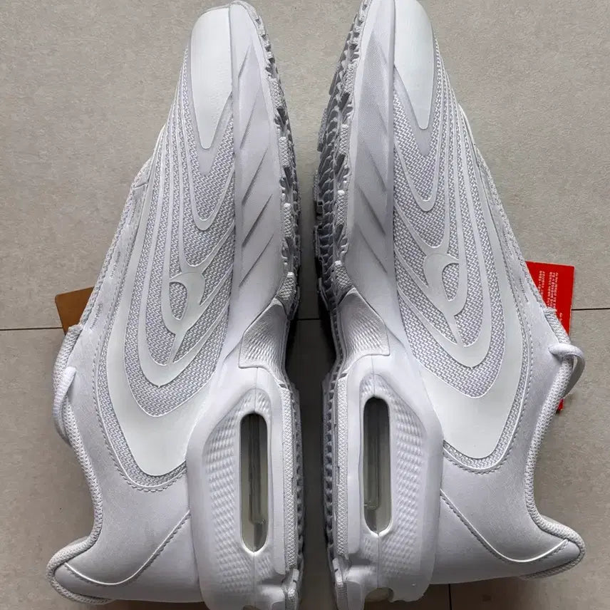 [BUNJANG] Nike Air Max Fire White Black Sneakers (Size 290) / 나이키 에어맥스 파이어 화이트 블랙 290