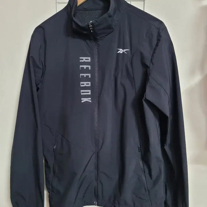 [BUNJANG] Reebok Windbreaker Jacket L / 리복 바람막이 자켓 L