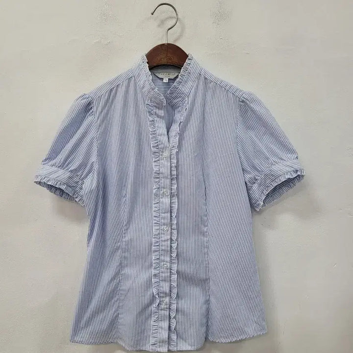 [BUNJANG] THEOPIA Striped Short Sleeve Blouse / THEOPIA 스트라이프 반팔 블라우스