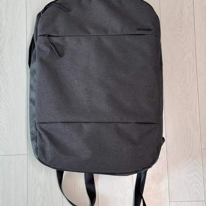 [BUNJANG] Incase Backpack Grey / 인케이스 백팩 그레이