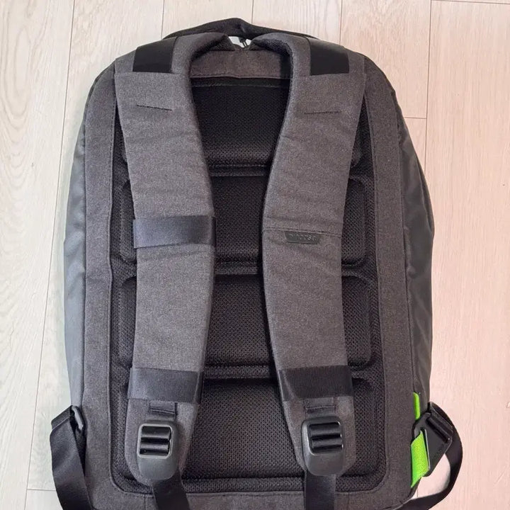 [BUNJANG] Incase Backpack Grey / 인케이스 백팩 그레이