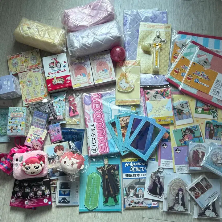 [BUNJANG] Anime &amp; Manga Random Merchandise Box - Lucky Draw / 자체쿠지 랜덤뽑기 랜덤깡 랜덤스쿱 | 1등 아직 남아있음!!