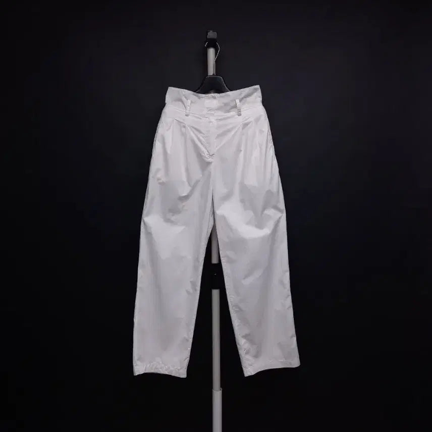 [BUNJANG] Matin Kim High-Waisted Cotton Pants - White / 새 마뗑킴 춘하 하이웨스트 얇은 면 팬츠 66.55