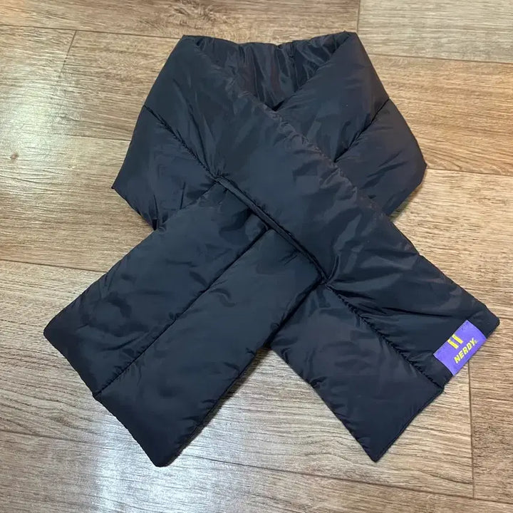 [BUNJANG] NERDY Padded Scarf Black / 널디 패딩 목도리
