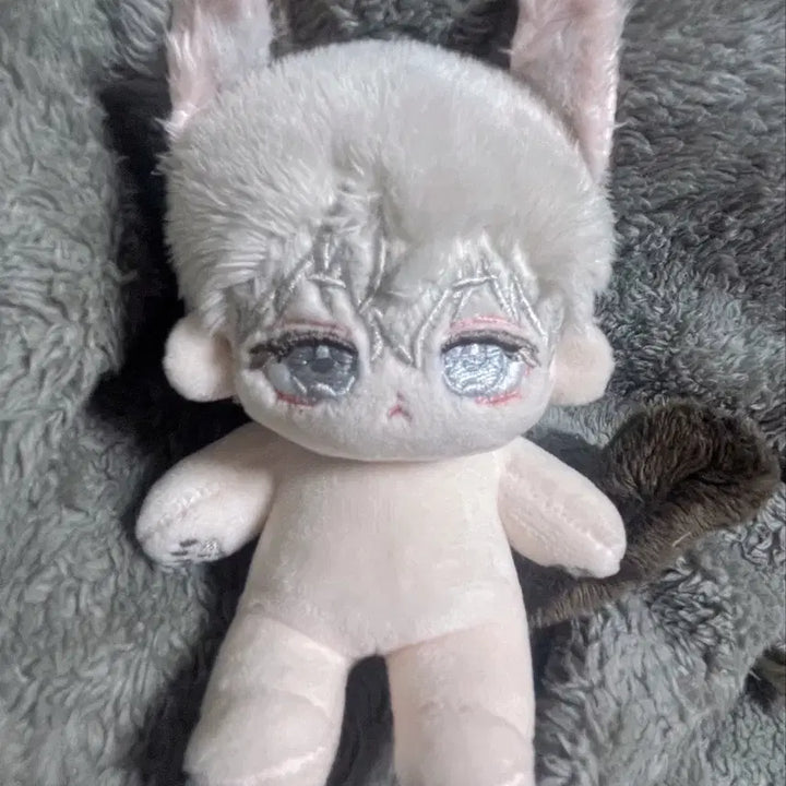 [BUNJANG] Unbranded Bulletproof Suit Plush Doll / 무속성 블렛슈 양도합니다 반끼택포