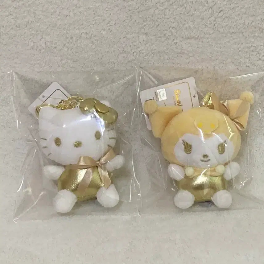 [BUNJANG] Sanrio Characters Keychain Plush (Hello Kitty / Kuromi) / 산리오 캐릭터 키링 인형 (헬로키티/쿠로미)