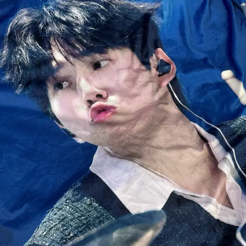 [BUNJANG] DAY6 Dowoon Photo Blanket / 데이식스 도운 포토담요