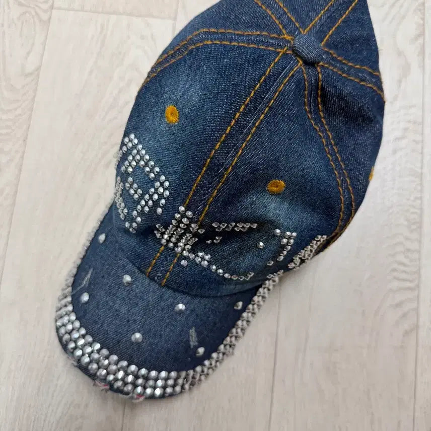 [BUNJANG] Denim Stone Embellished Cap / 데님 스톤 장식 볼캡 / y2k 모자