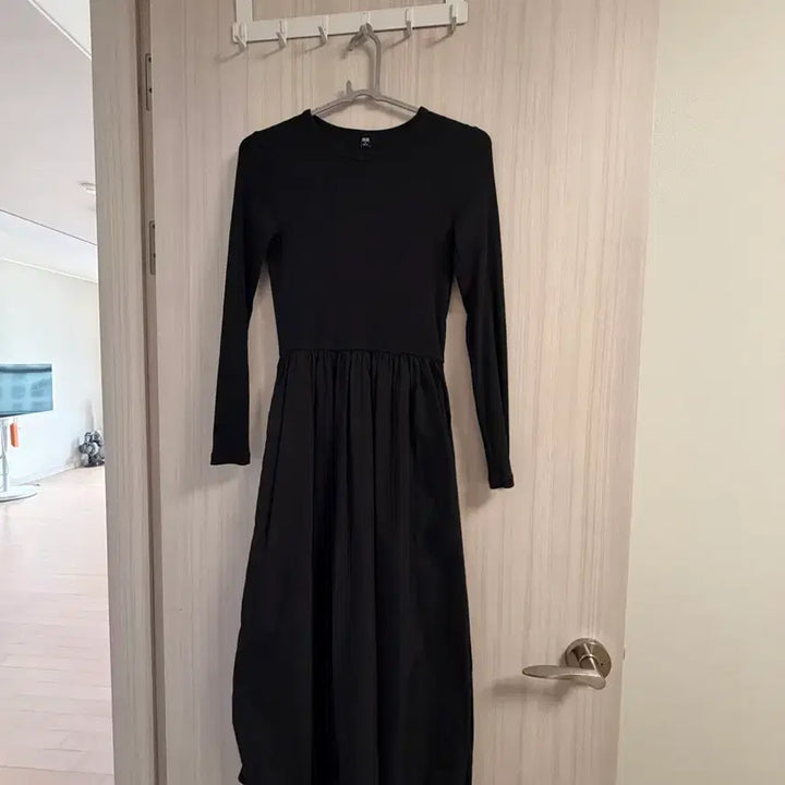 [BUNJANG] Uniqlo Combination Dress Black / 유니클로 콤비네이션 원피스 블랙