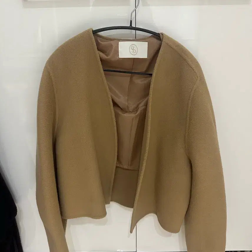 [BUNJANG] Ssonglabel Collarless Short Coat Beige / 쏭라벨 외국언니 카라리스 숏코트