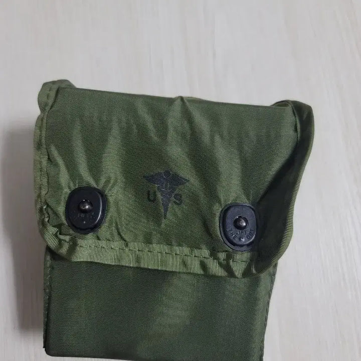 [BUNJANG] US Military LC2 Medic Pouch / 미군 구급낭