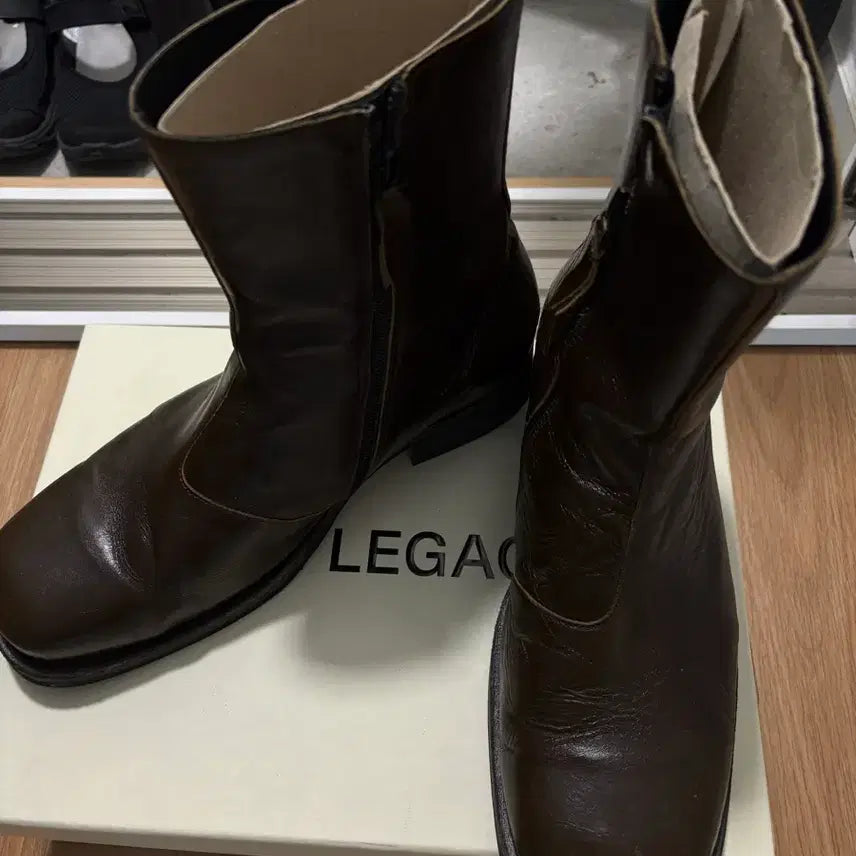 [BUNJANG] Our Legacy Camion Boots Olive Leather / 아워레가시 카미온 부츠 올리브 레더 43