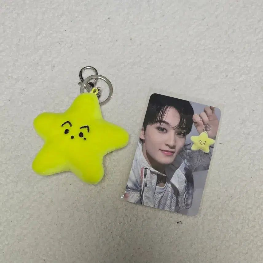[BUNJANG] NCT Mark Makgasari Keyring (Photocard Included) / NCT 마크 굿즈 맠가사리 키링(포카포함)