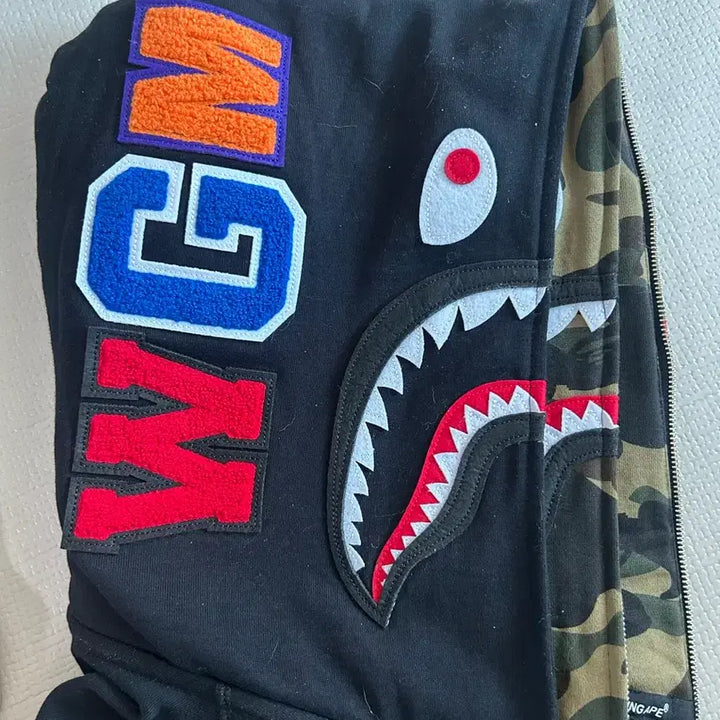 [BUNJANG] BAPE Shark Black Hoodie Zip-Up Camo / BAPE 샤크 블랙 후드 집업 카모 베이프 후드집업 샤크후드