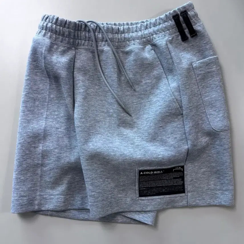 [BUNJANG] ACW Distressed Sweat Shorts (Size 30-32) / [30-32] ACW, 쇼트 스웨트팬츠