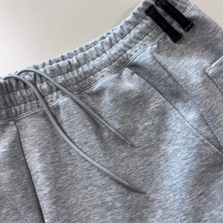 [BUNJANG] ACW Distressed Sweat Shorts (Size 30-32) / [30-32] ACW, 쇼트 스웨트팬츠