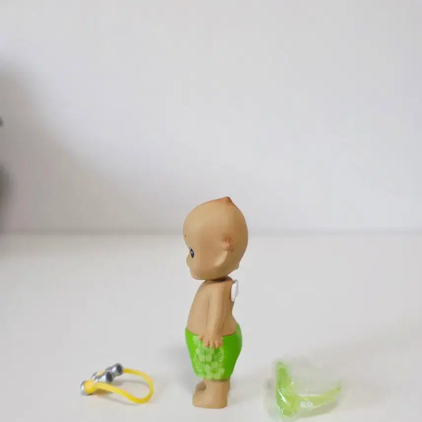 [BUNJANG] Sonny Angel Summer Beach Accessory Set (Figure + Goggles + Telescope) / 단순개봉>소니엔젤  썸머/소니엔젤 정품 악세사리(피규어+고글+망원경)