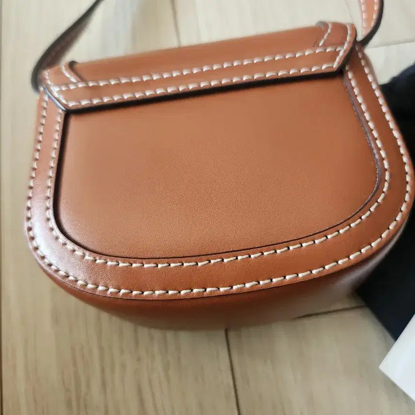 [SOLD OUT] 조이그라이슨 우드브라운 미니 크로스백