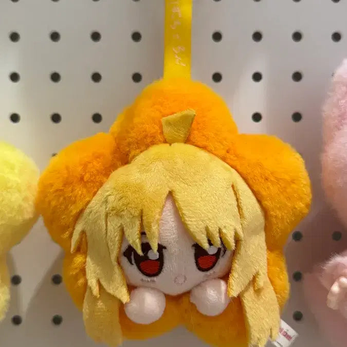 [BUNJANG] Bocchi the Rock! EAKI Flower Plush Keychain Bundle Set / 봇치더록 봇치더락! EAKI 꽃 인형 키링 일괄 판매 합니다