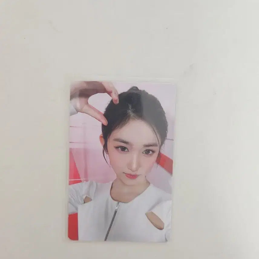 [BUNJANG] IVE Leeseo Wave Photocard / 아이브 이서 웨이브 포카