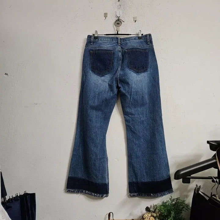 [BUNJANG] Vintage Cut-off Bootcut Denim Pants / 빈티지 컷오프 부츠컷 데님 팬츠