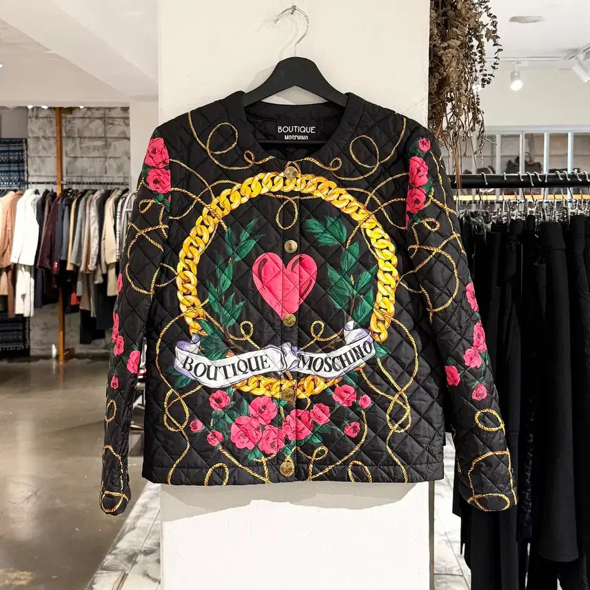 [BUNJANG] Moschino Boutique Black Chain Graphic Quilted Jacket / 모스키노 부티크 블랙 체인 그래픽 퀼팅 자켓