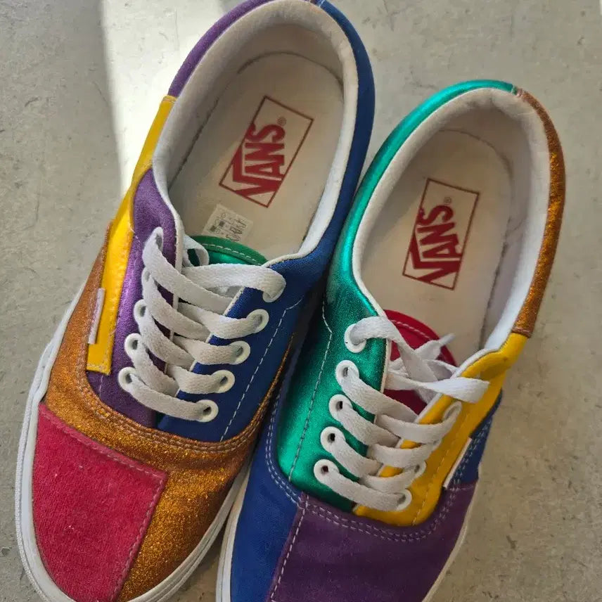 [BUNJANG] Vans Era Pride Sneakers / 반스 에라프라이드 245