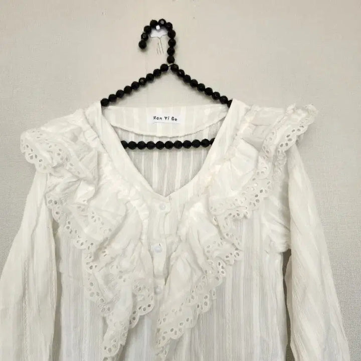 [BUNJANG] White Lace Blouse / 레이스 블라우스 화이트