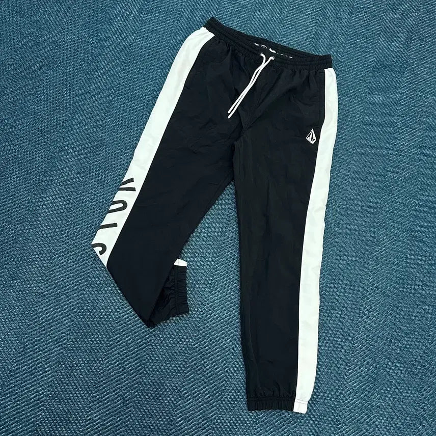 [BUNJANG] Volcom Nylon Jogger Pants - Size L / [L] 볼컴 나일론 조거 팬츠 만원샵