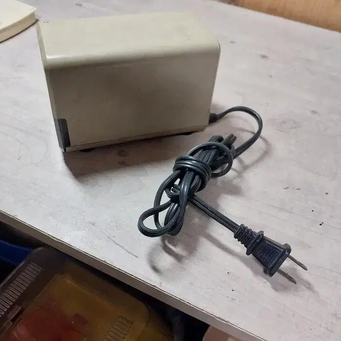 [BUNJANG] 1970s Boston Electric Pencil Sharpener / 1970 미제 보스톤 전동 연필깎이/정상 및 다운 트랜스 필수