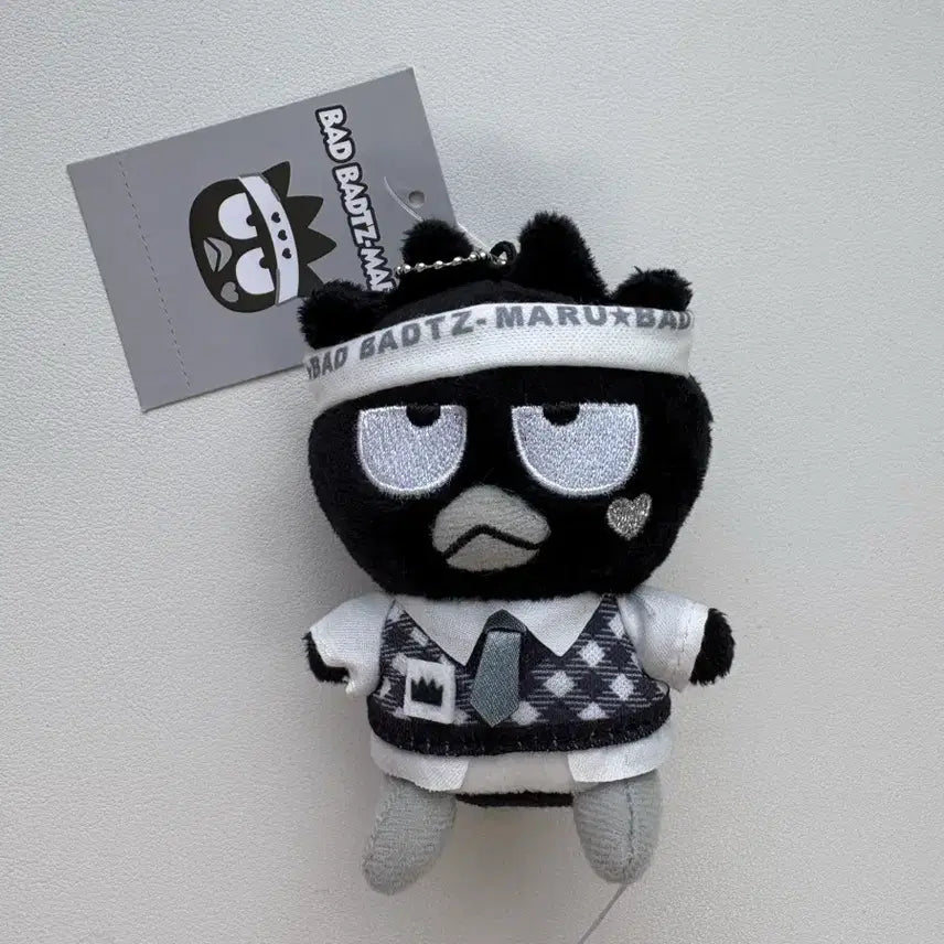 [BUNJANG] Sanrio Badtz-Maru Black Monotone Plush Keyring / 산리오 배드바츠마루 블랙 모노톤 인형 키링 새상품