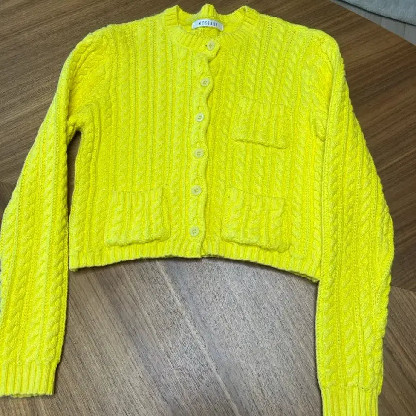 [BUNJANG] Unanswered Mystery Cable Cardigan / Um 가디건 언앤써드미스테리