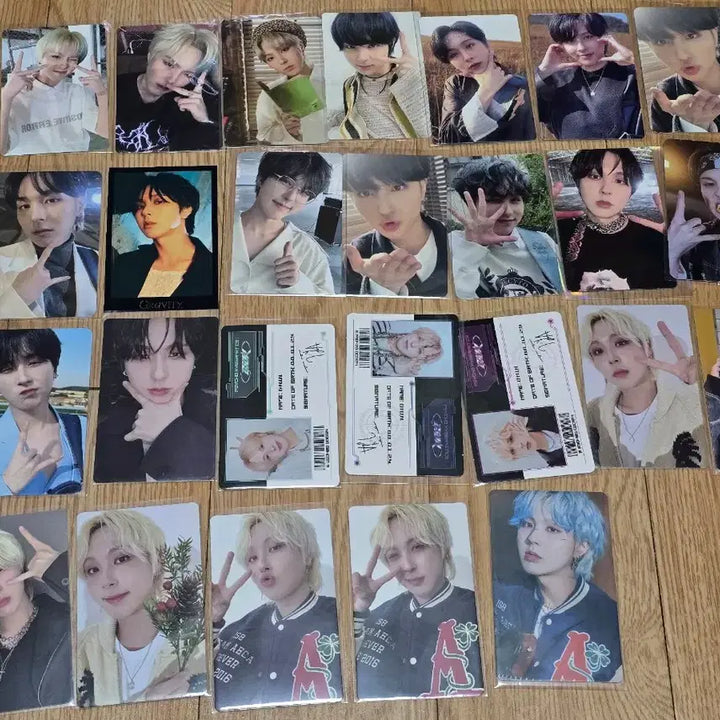 [BUNJANG] ONEWE Kieun Bundle Set Photocard (XOXO Album, Solo Album) / 원위 기욱 포카 일괄 양도(~XOXO 앨범, 솔로앨범)