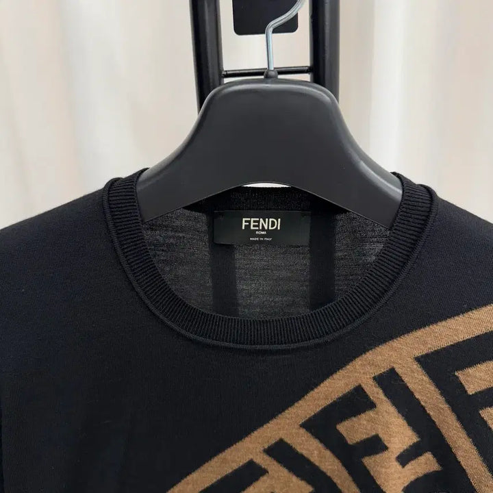 [BUNJANG] Fendi FF Diagonal Logo Wool Knit Black / [백화점판 / 52] 펜디 FF 사선 로고 울 니트 블랙