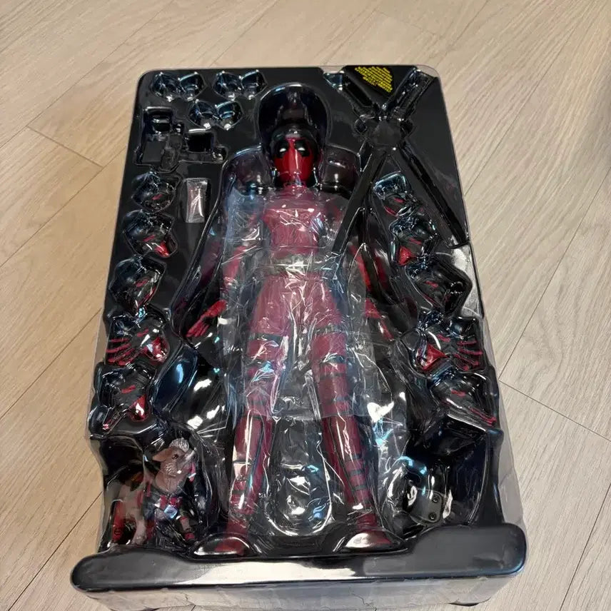 [BUNJANG] Hot Toys Lady Deadpool MMS747 / 핫토이 레이디풀 mms747