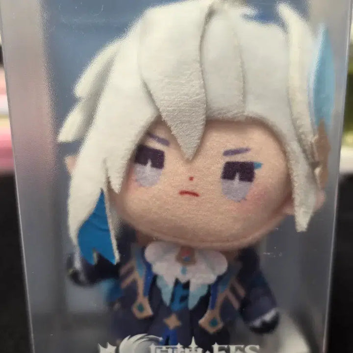 [BUNJANG] Genshin Impact Neuvillette Finger Puppet / 원신 손가락 인형 느비예트
