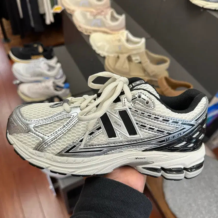 [BUNJANG] New Balance 1906R Cream Black Silver / 뉴발란스 1906R 크림 블랙 실버