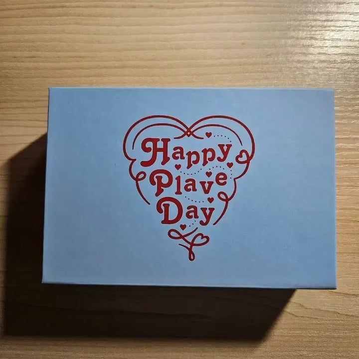 [BUNJANG] PLAVE 2nd Anniversary Badge / 플레이브 2주년 뱃지