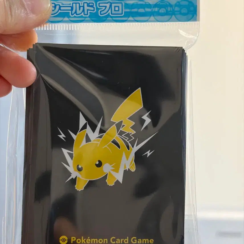[BUNJANG] Pokemon Card Game Pikachu Sleeves Deck Shield / 포켓몬 카드 게임 피카츄 슬리브 새상품 덱실드
