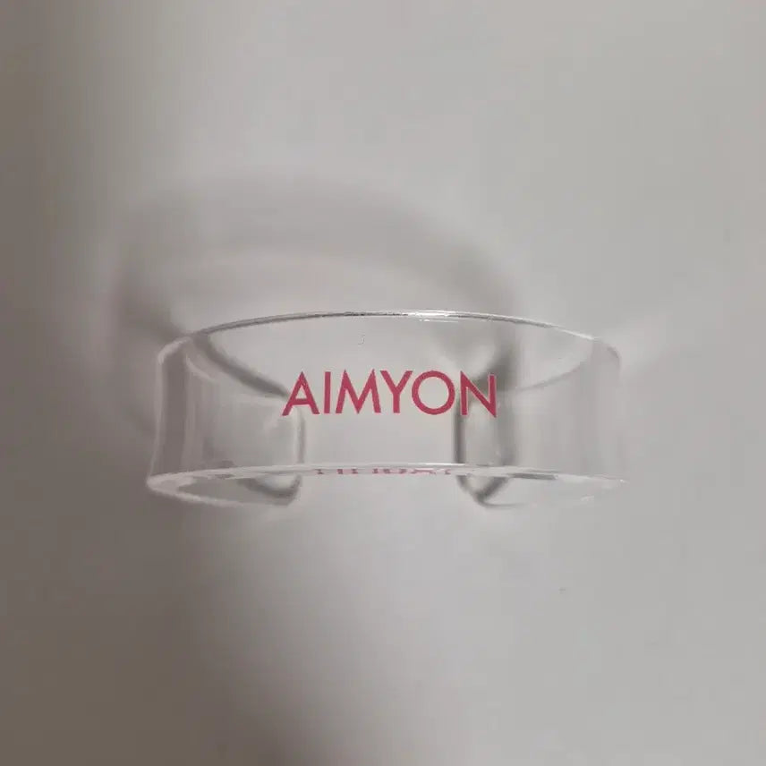 [BUNJANG] Aimyon Clear Acrylic Bangle Bracelet / 아이묭 클리어 아크릴 뱅글 팔찌