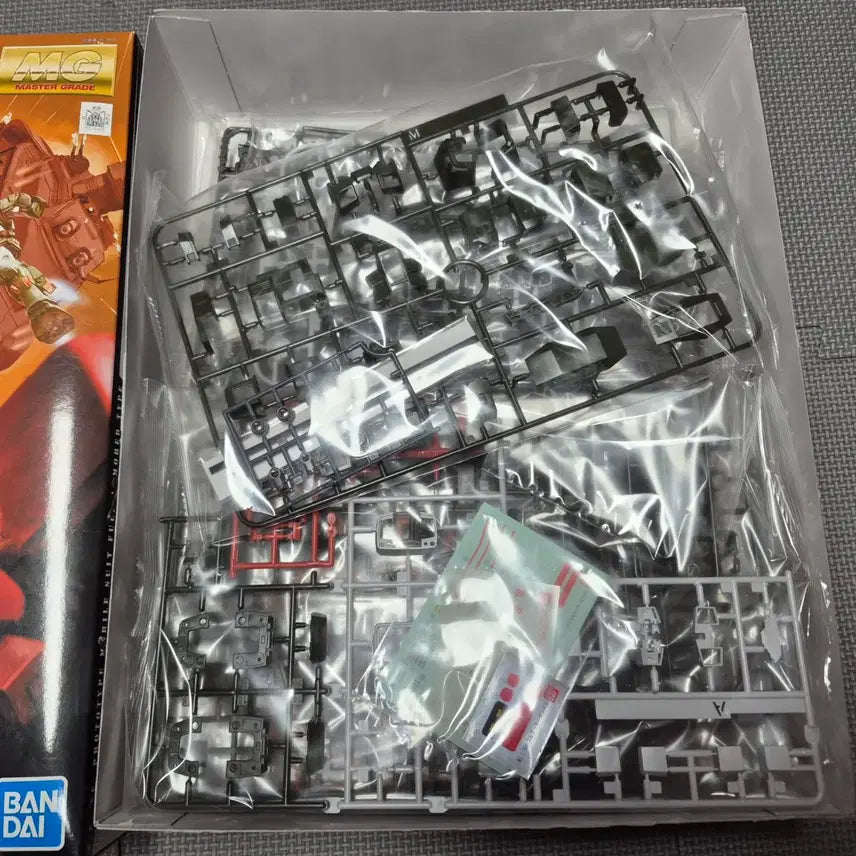 [BUNJANG] MG Full Armor Gundam Model Kit / MG 풀아머건담