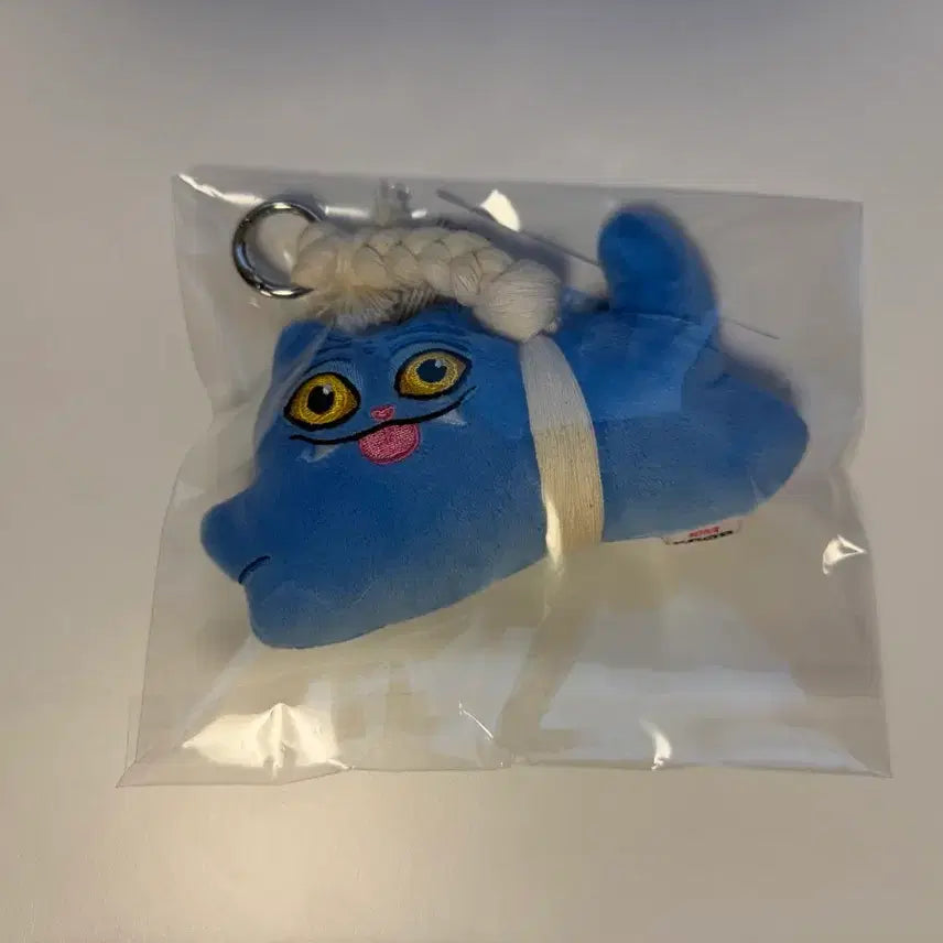 [BUNJANG] Duffy Badge Holder Keychain / 케데헌 팝업 더피 액막이 키링