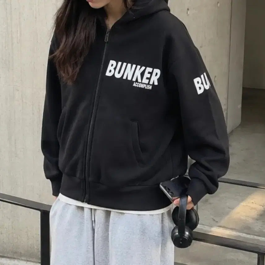 [BUNJANG] Bunker Oversized Hoodie Zip-up Black / 벙커 오버핏 후드집업 블랙 교신가능
