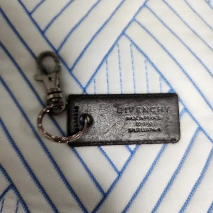 [BUNJANG] Givenchy Vintage Leather Keyring Black / 빈티지 지방시 가죽 키링 블랙