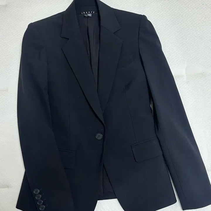 [BUNJANG] Theory Black Blazer Size 0 (New) / 컨디션 최상 Theory 띠어리 블랙 블레이저 0사이즈 (새상품)