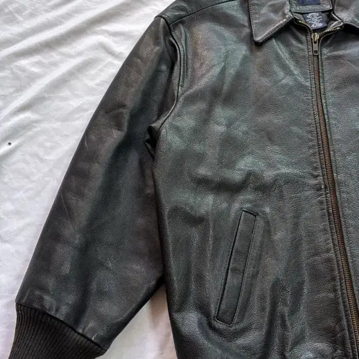 [BUNJANG] GAP Black Leather Jacket / GAP 갭 블랙 레더 자켓 칸예 발렌 택시 바이브
