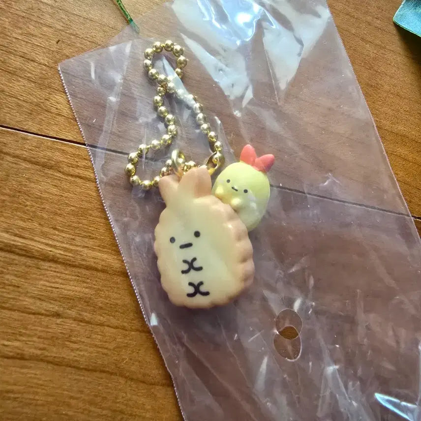 [BUNJANG] Sumikko Gurashi Tempura Tail Keychain (Opened) / (단순개봉) 스미코구라시 새우튀김 꼬리 키링